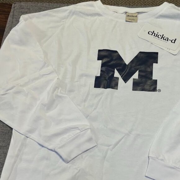 Michigan Wolverines Chicka-D Oversized Team Icon Shirt - Picture 1 of 5